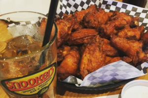 Snookers Sports Billiards Bar & Grill Buffalo Wings